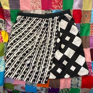 Peter Pilotto skirt so cute fits likes 6-8 instead of 10 I’d say no stretch